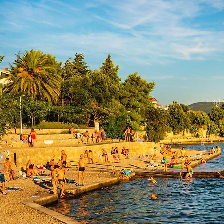 Apartmant Shine Luxury Maslenica Bagian luar foto